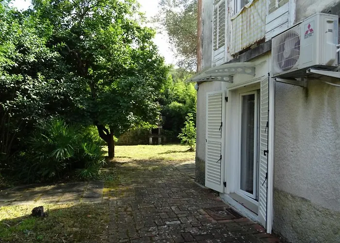 公寓 Fiesa Apartma *